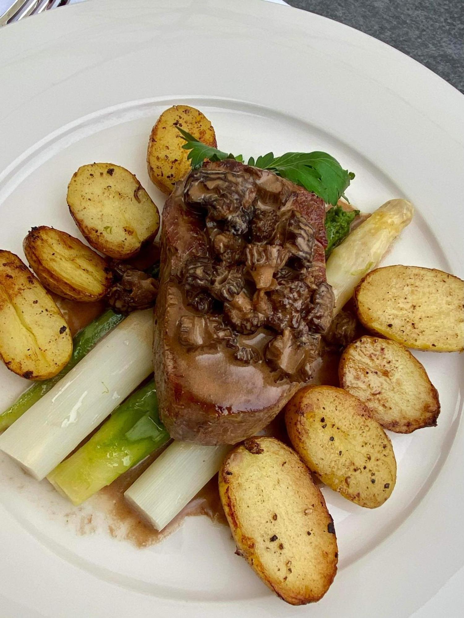 Hotel Restaurant Croix Blanche 苏西 外观 照片